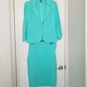 Beautiful turquoise dress suit